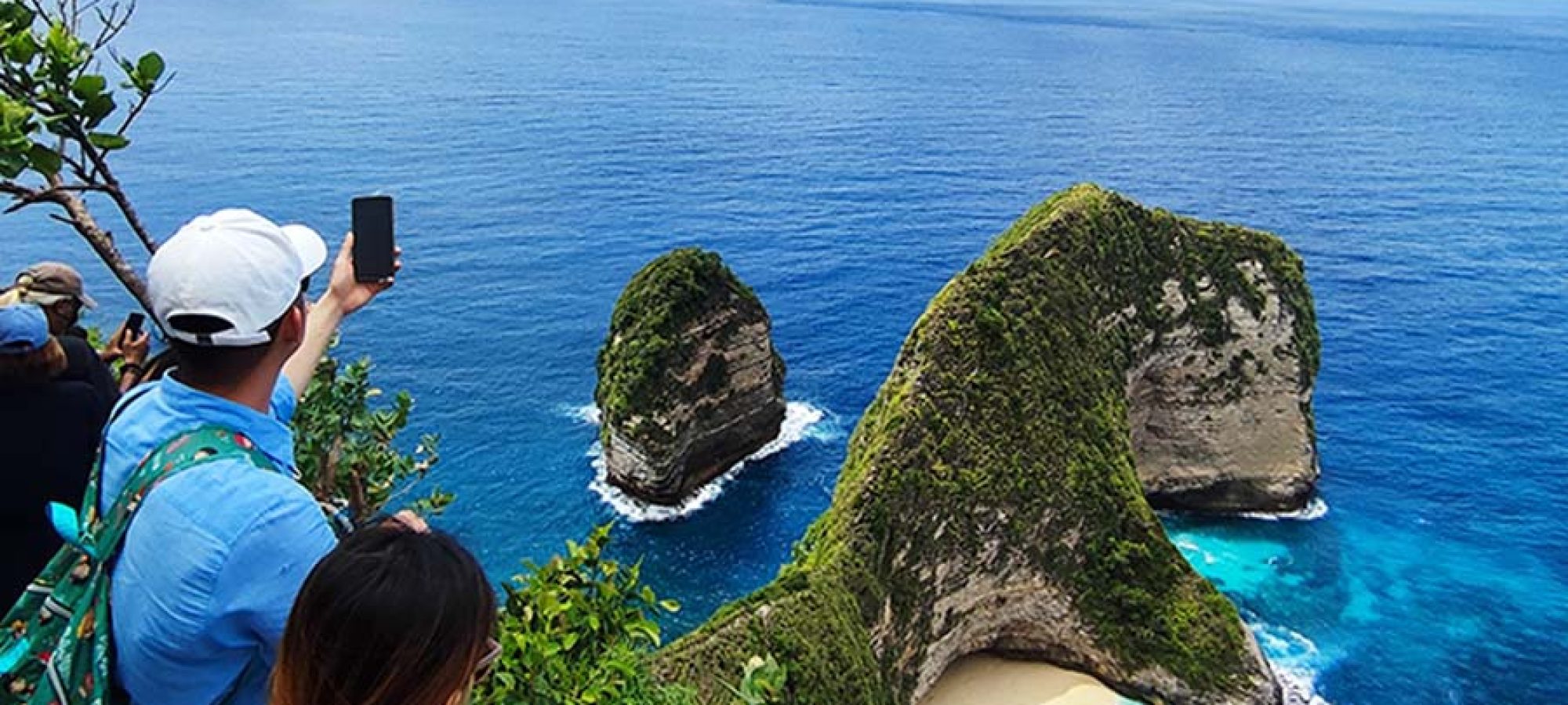 Kelingking-Beach-Nusa-Penida-Instagram-Tour.jpg